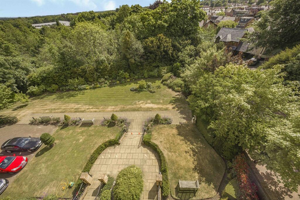 3 bedroom apartment for sale in South Downs Road, Bowdon, WA14